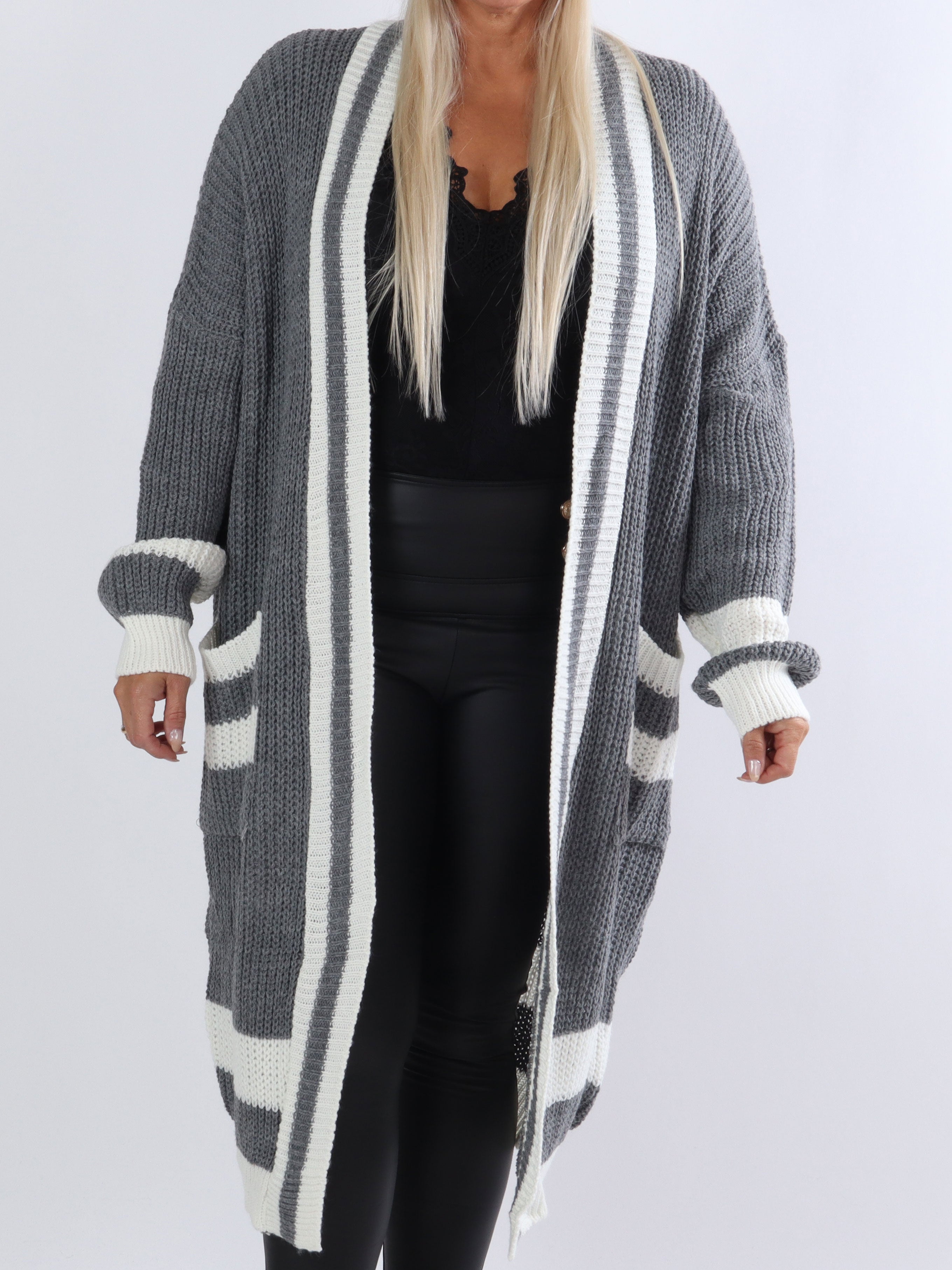Kit - Lang plus size cardigan i strik med hvid stribe